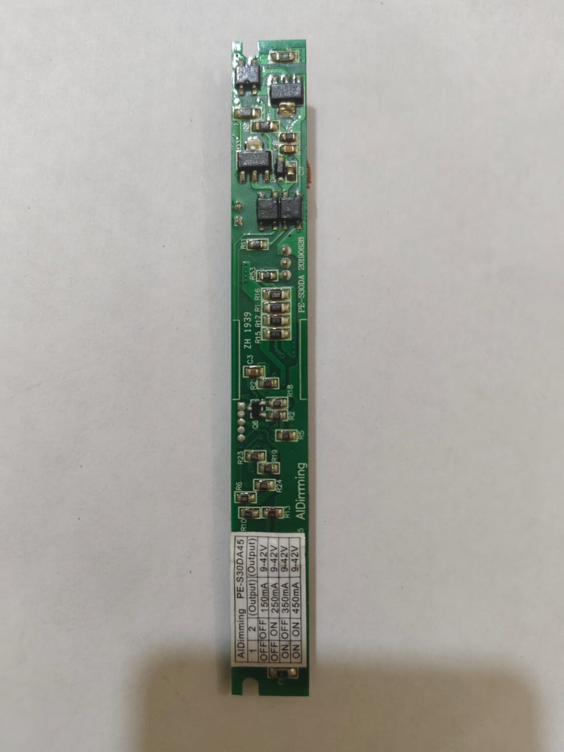 Magnetic traic dali driver