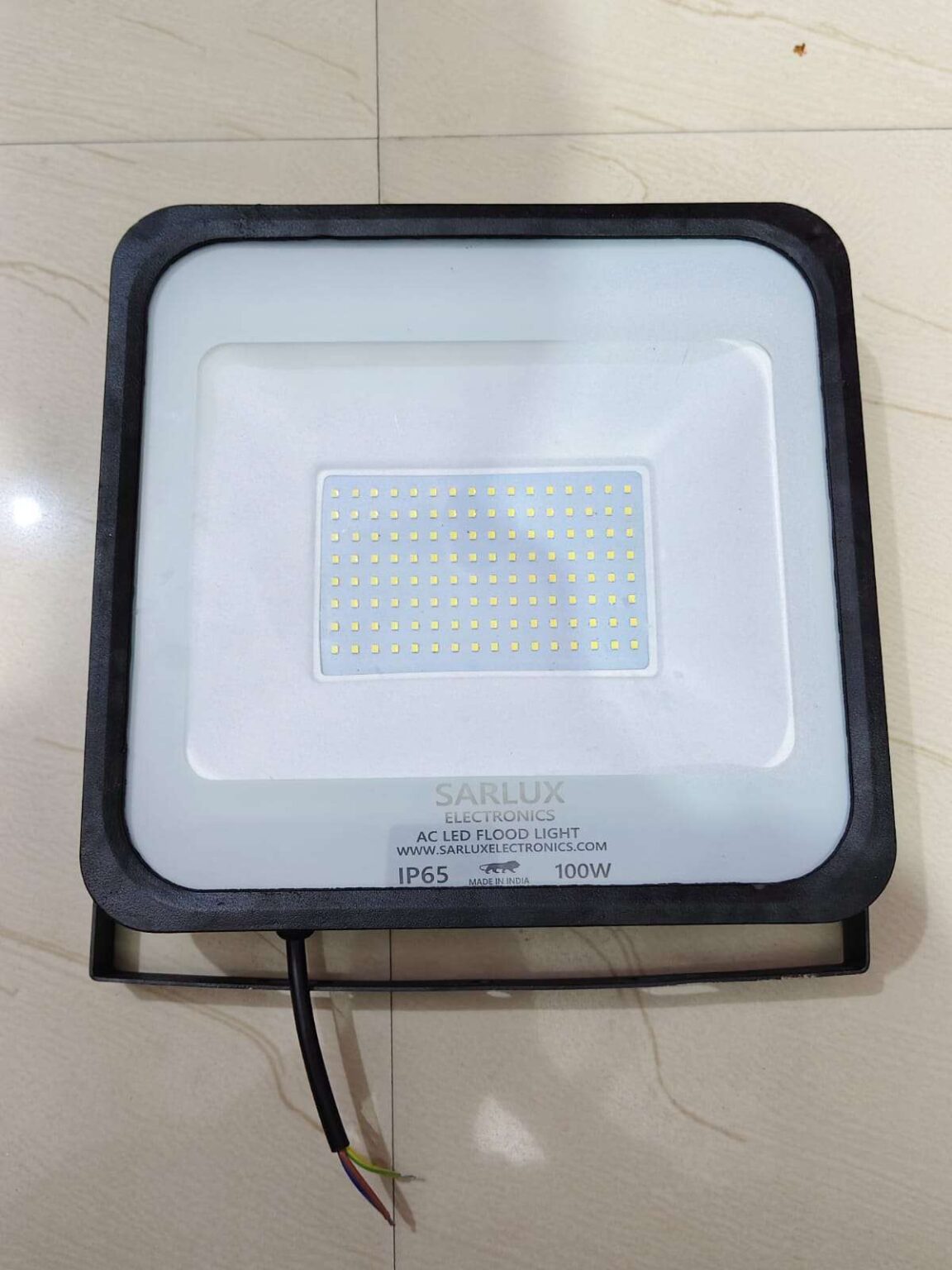 Led Flood light 100W IP65 Sarlux Electronics - Image 2