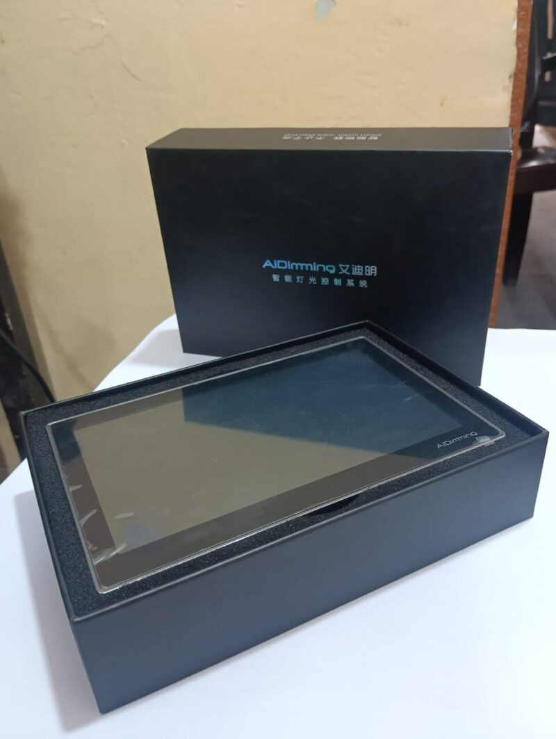 DALI Scene Panel X7 – Elegant 7-button touch panel for smart lighting control
